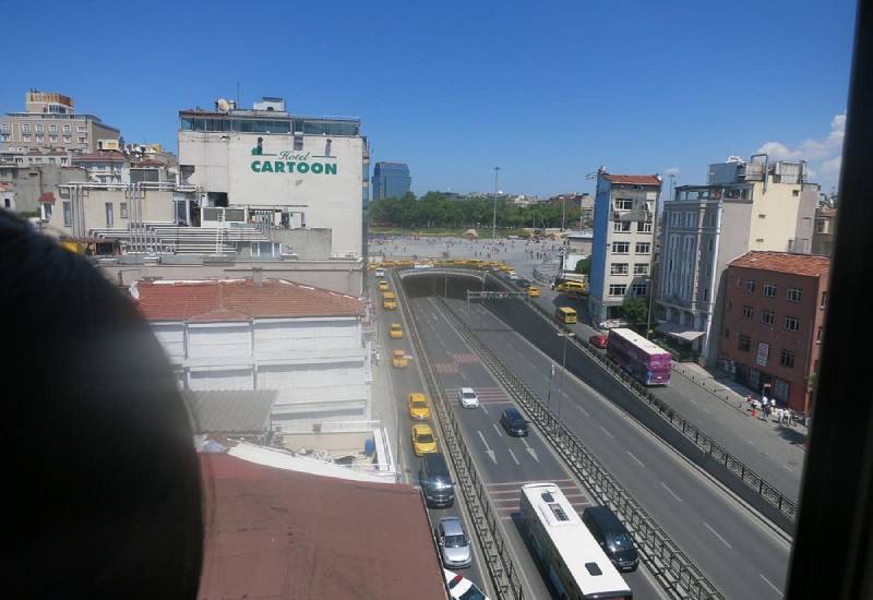 Taximtown Hotel *4